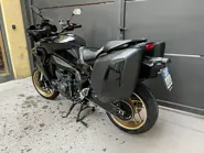 Tracer 9 GT MidnightBlack 7.jpeg
