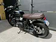 Bonneville T120 7.jpg