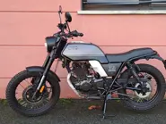 brixton 250  (3).jpeg