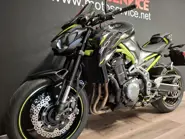Z900-3.jpg