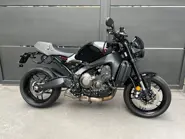XSR 900 3.jpg