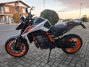 KTM DUKE 890 R 2021 3.jpg