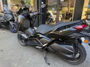 xmax3003.jpg