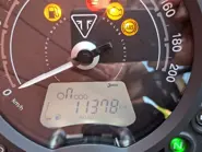 speed twin 22 (3).jpeg