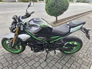KAWASAKI Z-900 SE 2025  4.jpg