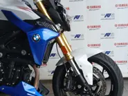 f900r1.jpg