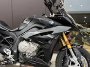 ChitarraiMotor_bmw z1000xr_città di castello.jpeg