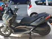 xmax2.jpg