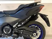T Max 560 posteriore.jpg