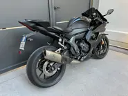 R7 35KW Midnight Black 3.jpg