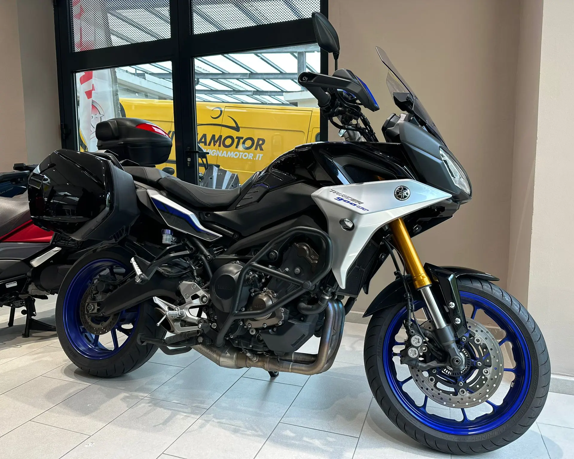 Yamaha Tracer 900 GRIGIO NERO ABS GT usata disponibile a AT