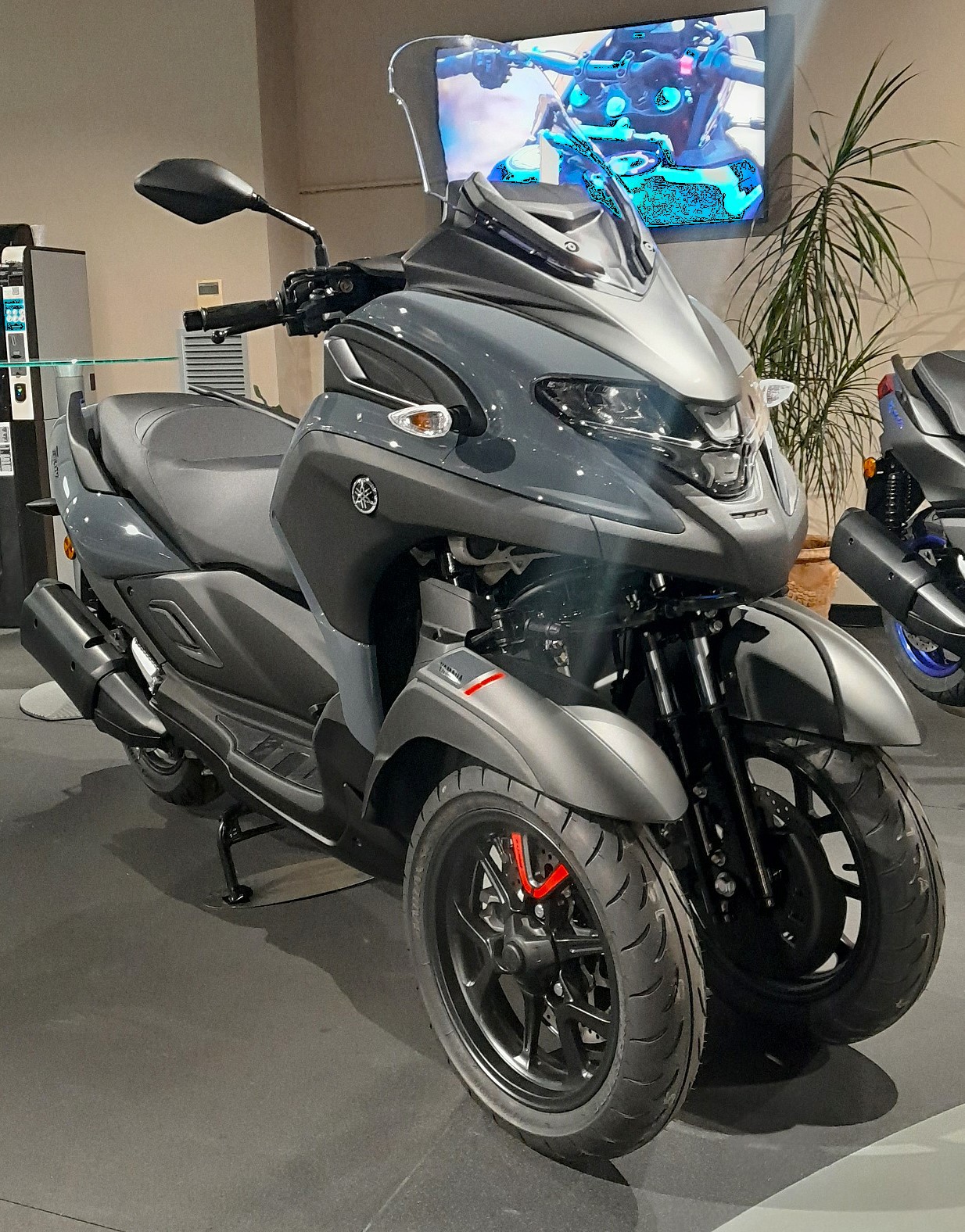 Yamaha Tricity Grigio Usata Disponibile A Ve