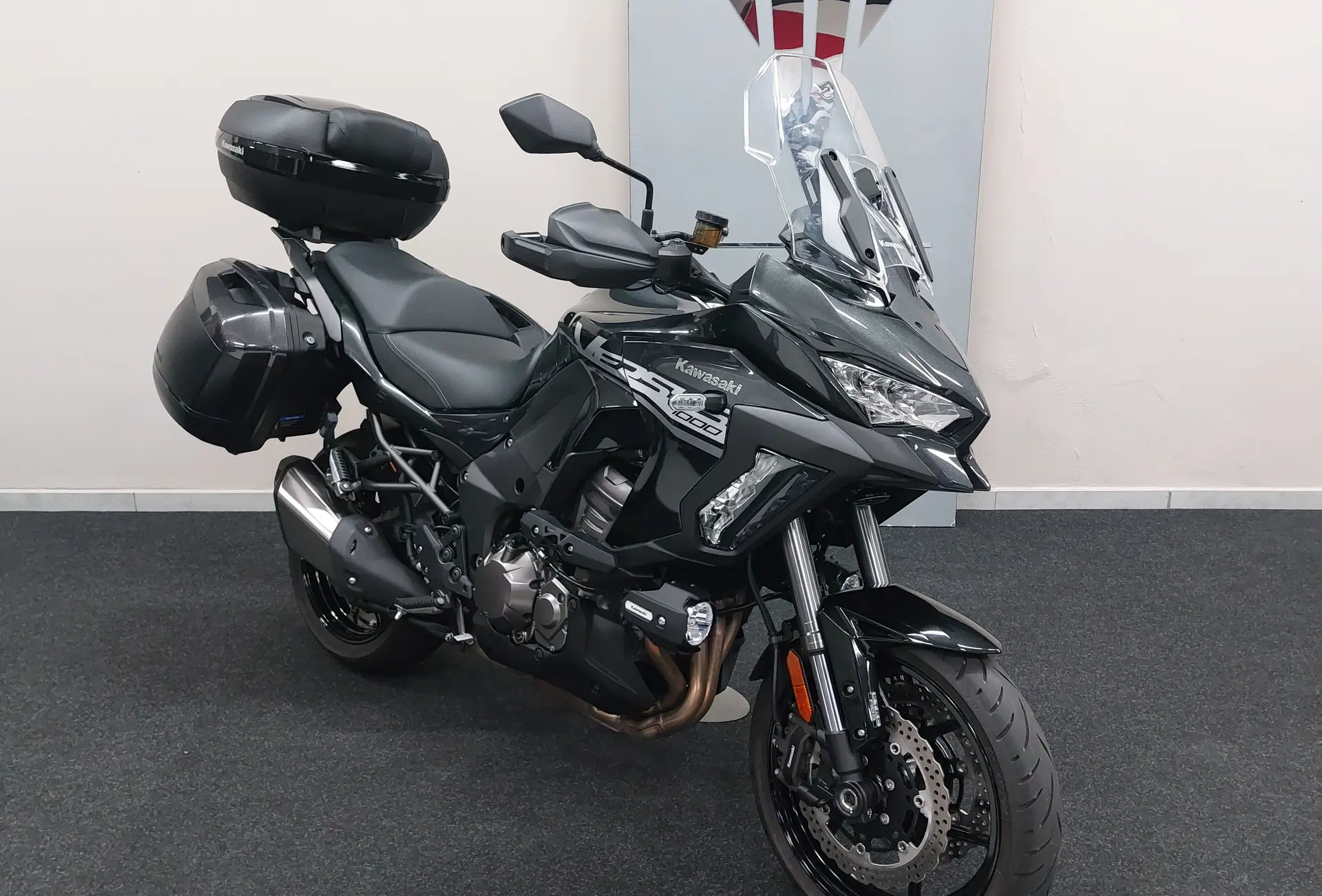 kawasaki versys grand tourer