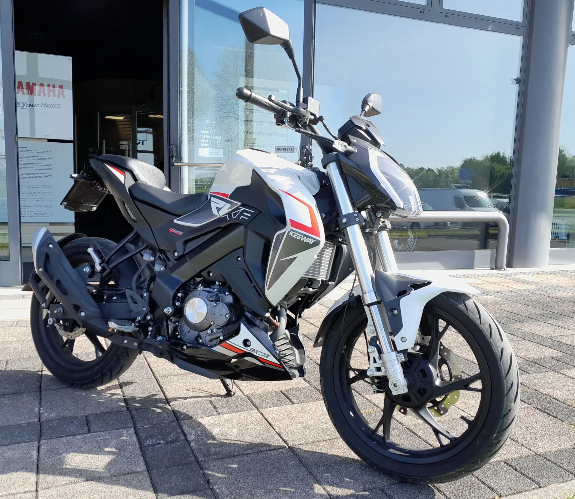 Keeway RKF 125 Bianco usata disponibile a VE