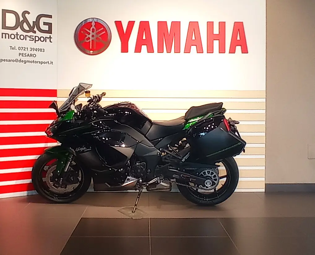 Kawasaki ninja 1000 usata online