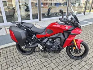 TRACER9 GT 2023 REDLINE.jpg
