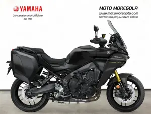 TRACER 9 GT NERO OPACO 2025-Photoroom.jpg