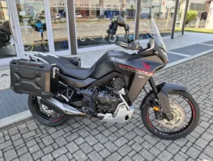 TRANSALP 750 2023.jpg