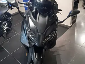 tmax 1.jpg