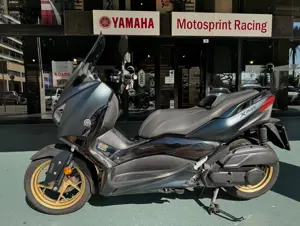 xmax tech 2.jpg
