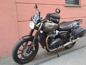 speed twin 22 (1).jpeg