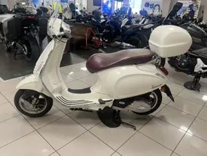 VESPA 3.jpg