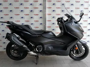 FB16336 TMAX.jpg