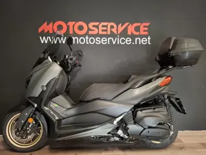 XMAX300-BAULETTO-1.jpg