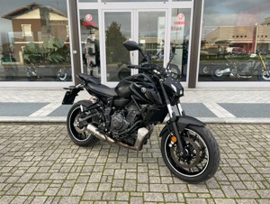 YAMAHA MT-07 2022 NERA 3.jpeg