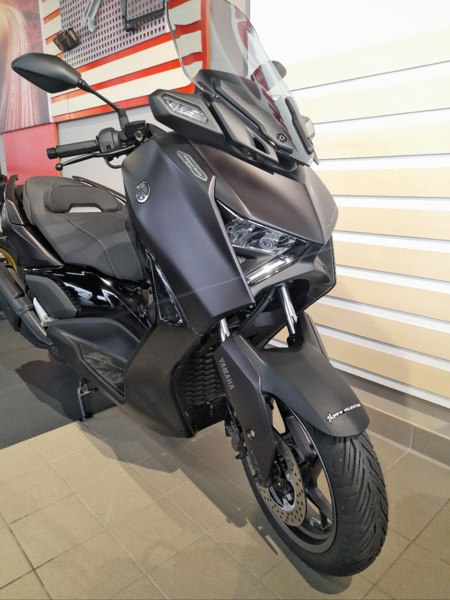 Yamaha X Max Tech Max Usato Yamaha Motor Europe N V Filiale Italia