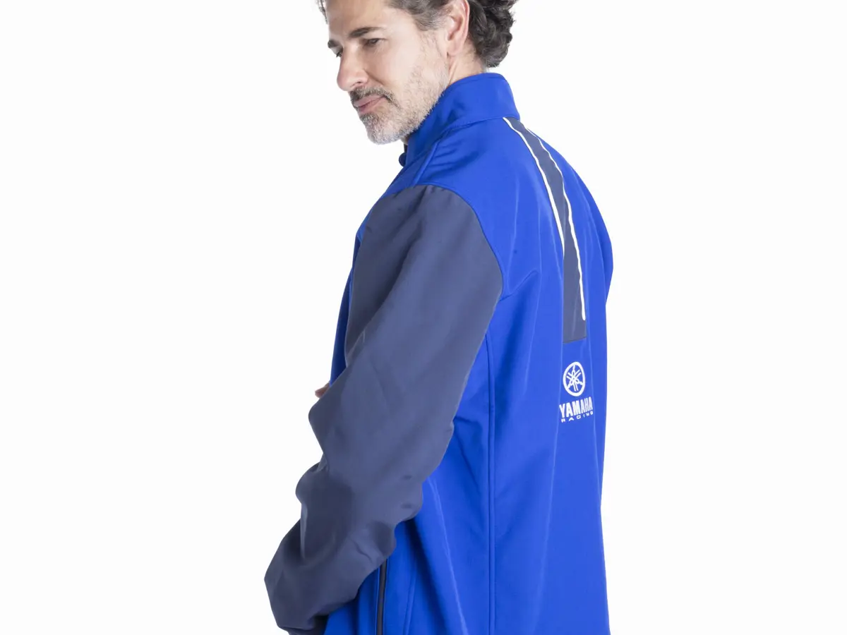 B24-FJ125-E0-0L-24-PB-softshell-men-Baley-Studio-007.jpg