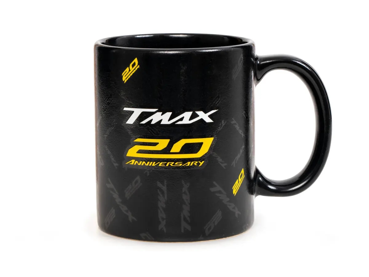 N21-SD000-B5-00-TMAX-20TH-MUG-CERAMIC-BLACK-Studio-001_Tablet.jpg