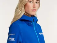 QMB-26FJ2-E0-0M-26-PB-TM-softshell-jacket-women-Kazuno-EU-Studio-004.jpg