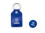 N24-JK006-E0-00-YAMAHA-RACING-TAG-KEYRING-Studio-001.jpg