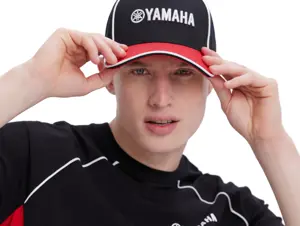 B25-RV311-B7-00-REVS-UNISEX-CAP-Studio-002.jpg