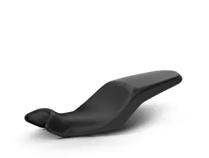 B4T-F47C0-01-00-Low-Seat-Tracer700-Studio-001_Tablet.jpg