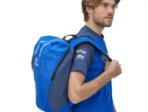 T24-JA002-E0-00-24-PB-backpack-Studio-003.jpg