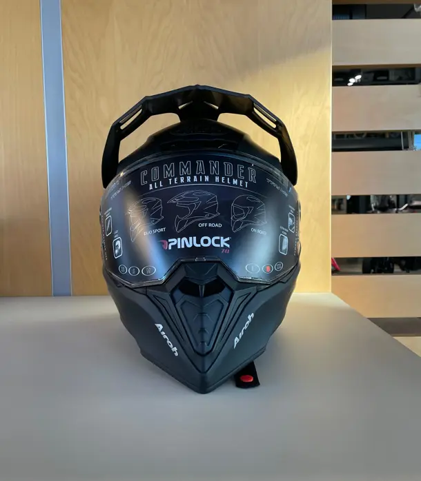 commander-black-matt