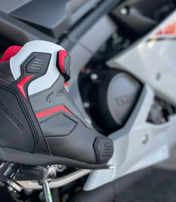 stivali-forma-stinger-flow