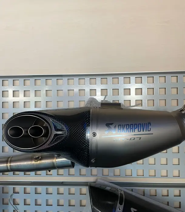 sistema-completo-akrapovic-mt-07